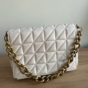 NWOT Zara Ivory Quilted Bag